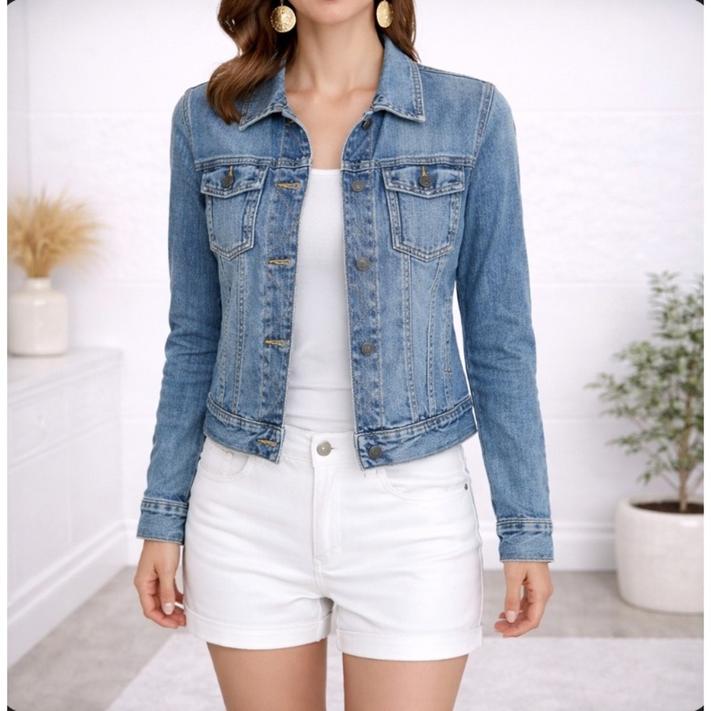 VTG Abercrombie & Fitch Denim Jacket Women Small Blue‎ Distressed Trucker Jean